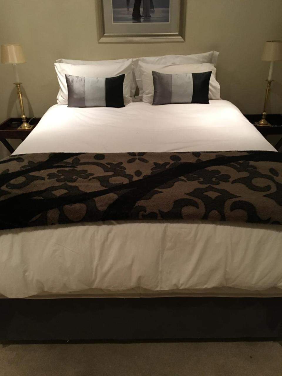 Vair'S Place Guest House In Sandton Paulshof - Apartment, Lux Suites & Spa Johannesburg Eksteriør billede